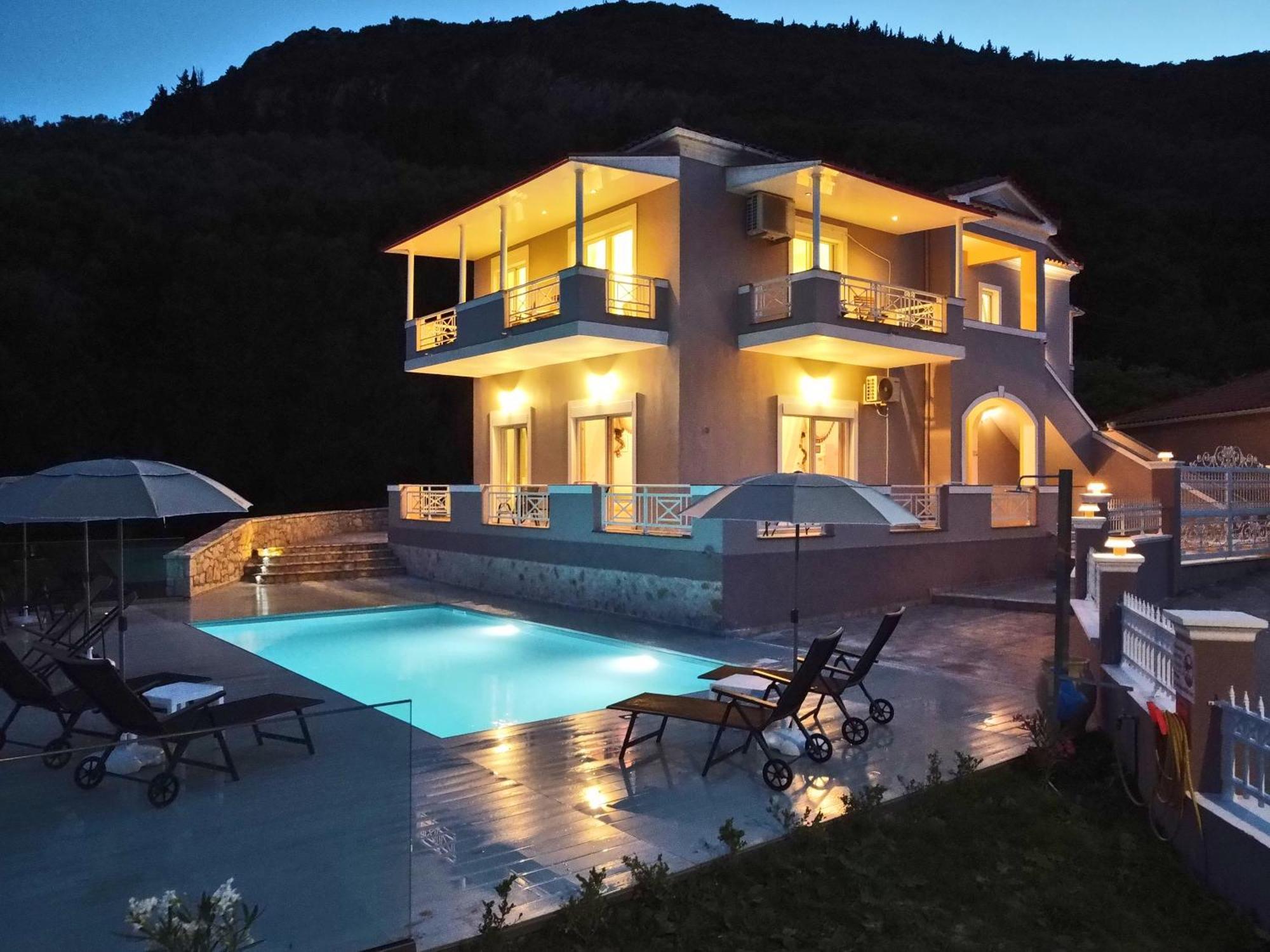 Villa Euphoria Apts Afión מראה חיצוני תמונה
