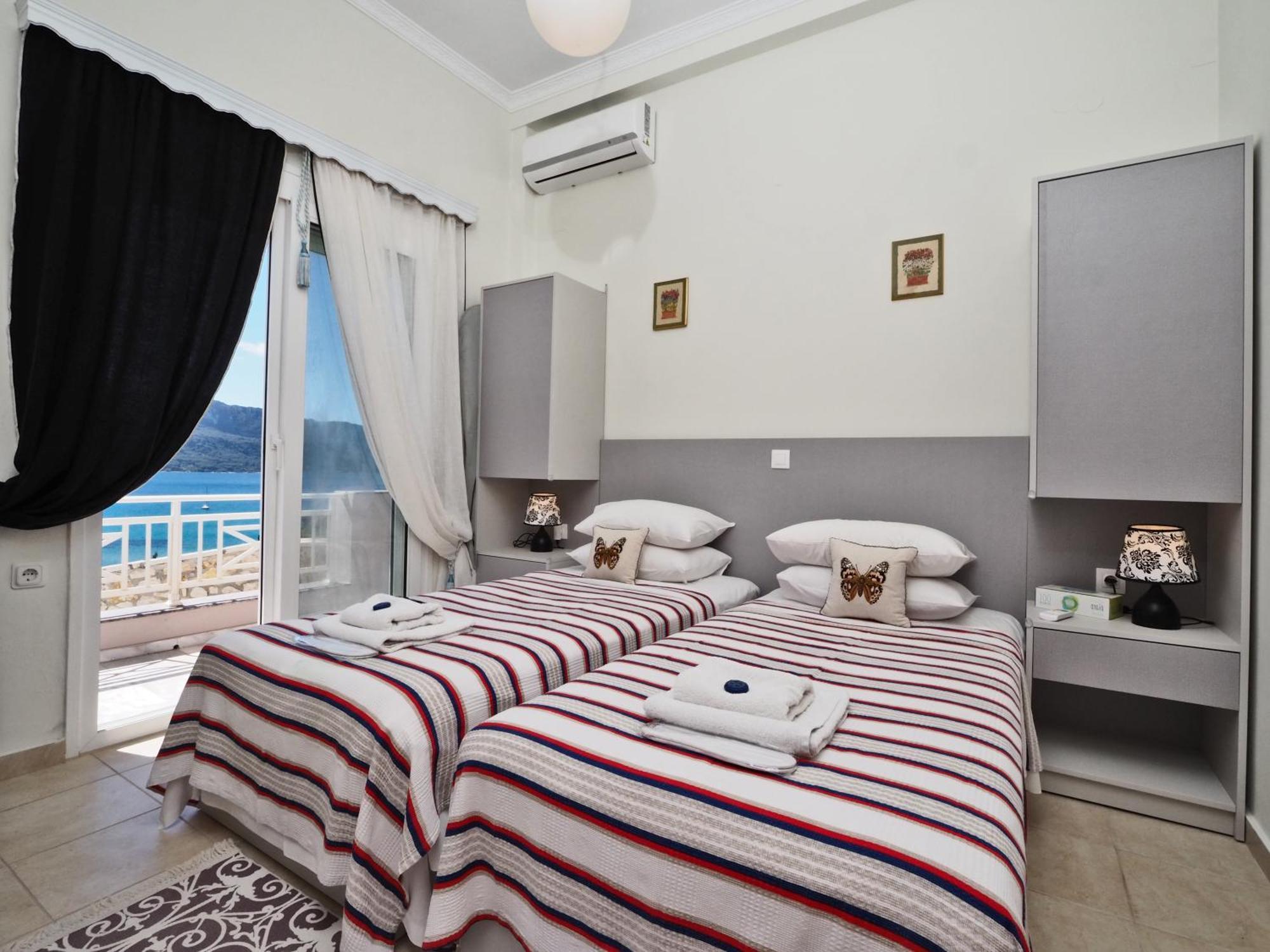 Villa Euphoria Apts Afión מראה חיצוני תמונה